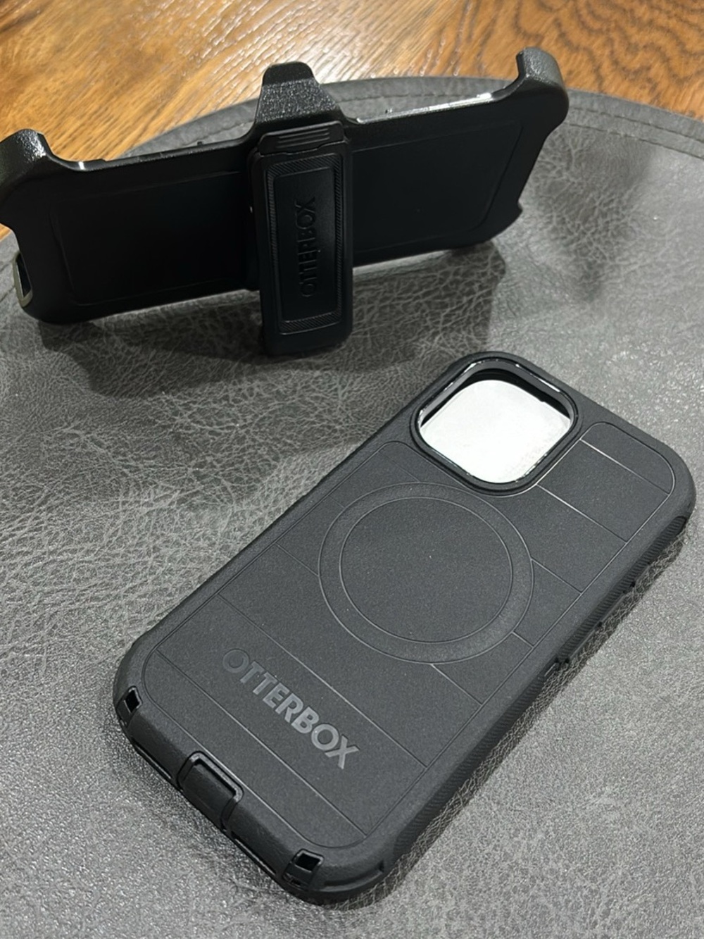 OtterBox IPhone 16 Pro Case with Clip/Kick Stand